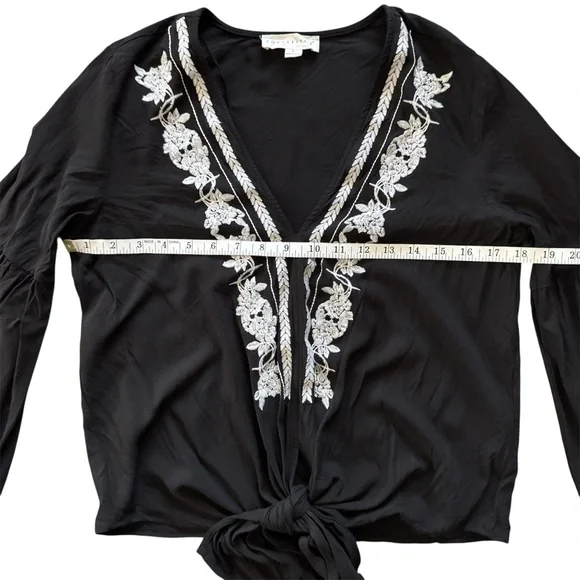 Lovestitch Black Embroidered Boho Tie-Front Top | L - Picture 9 of 11